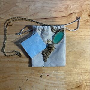 KENDRA SCOTT Rayne Light Gold Pendent Tassel Necklace